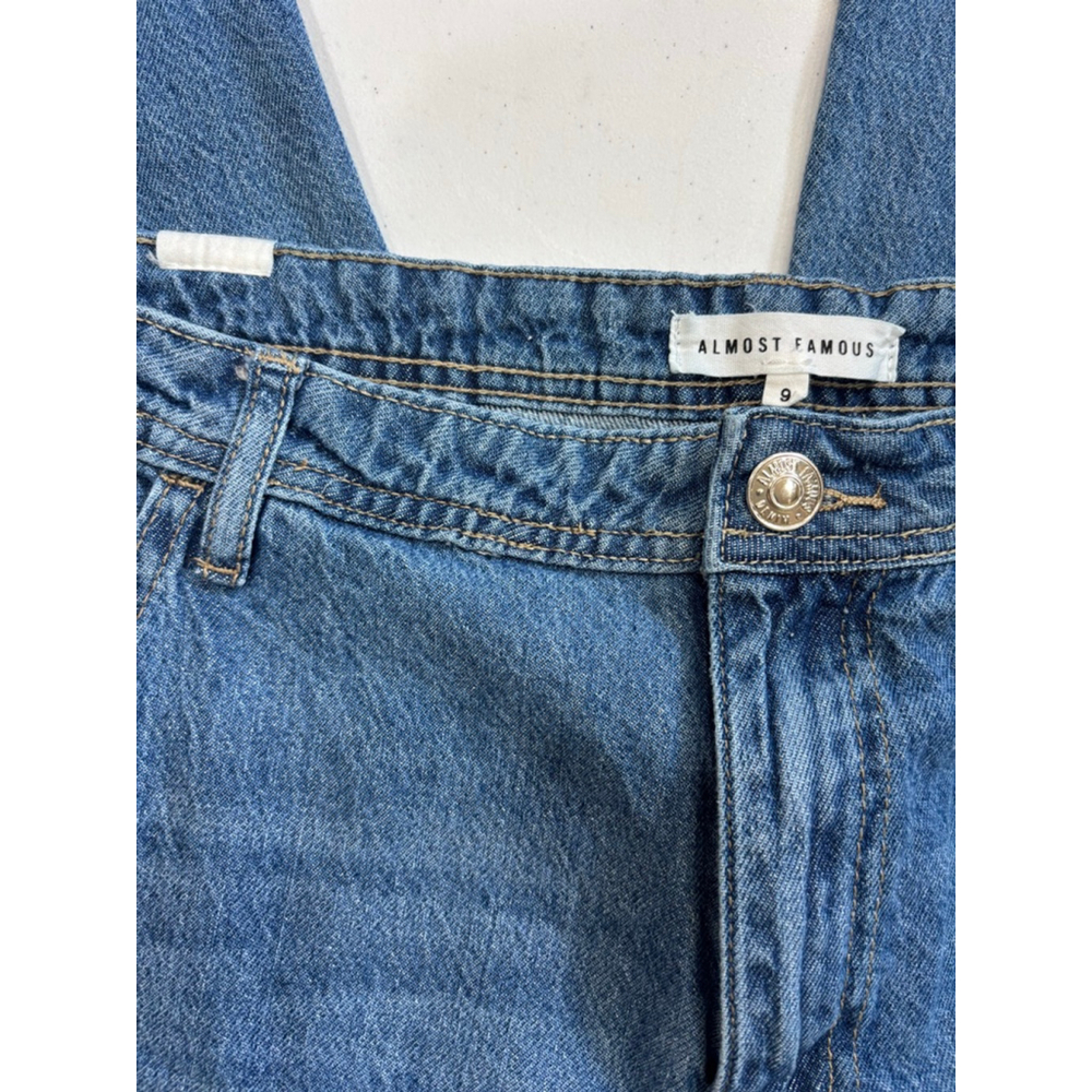 Almost Famous Denim Wide Leg, Raw Hem Jeans, Size 9 - Picture 5 of 5